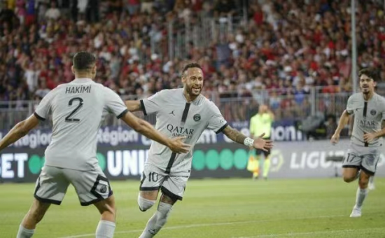 巴黎活动现 巴黎活动现