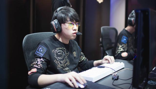 也把团队放 也把团队放