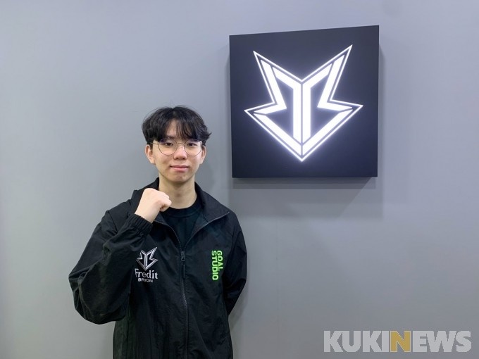 0字赛评 0字赛评